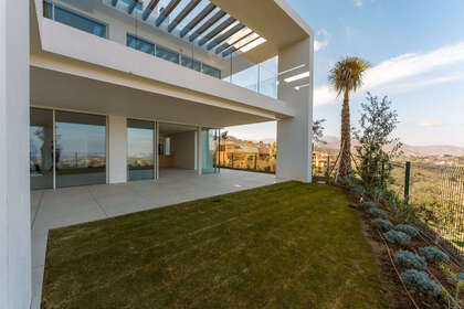 酒店公寓 出售 进入 Ojén, Málaga. 