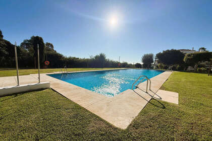 酒店公寓 出售 进入 Río Real, Marbella, Málaga. 