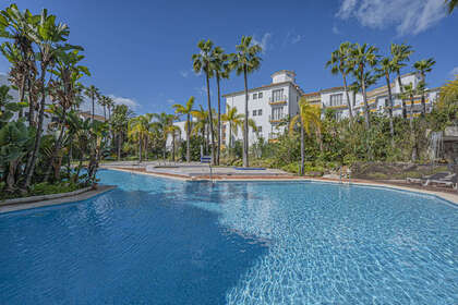 酒店公寓 出售 进入 Elviria, Marbella, Málaga. 