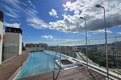 耳房 出售 进入 Teatinos, Málaga. 