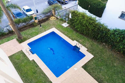 耳房 出售 进入 Torremolinos, Málaga. 