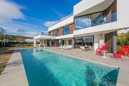 联排别墅 出售 进入 Vélez-Málaga. 