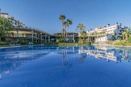 酒店公寓 出售 进入 Benahavís, Málaga. 