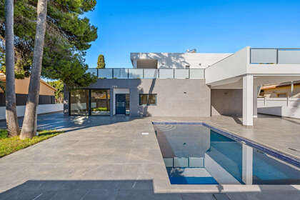 联排别墅 出售 进入 Campoamor, Alicante/Alacant. 