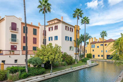 酒店公寓 出售 进入 Sotogrande, Cádiz. 