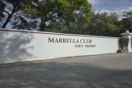 情节 出售 进入 Benahavís, Málaga. 