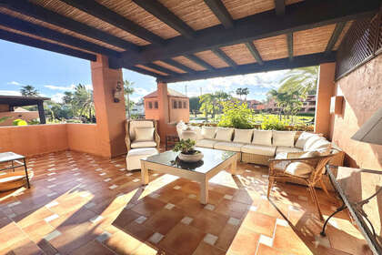 酒店公寓 出售 进入 Guadalmina, Málaga. 