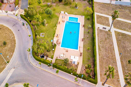 联排别墅 出售 进入 La Torreta II, Torrevieja, Alicante. 