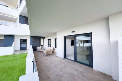 酒店公寓 出售 进入 San Miguel de Salinas, Alicante. 