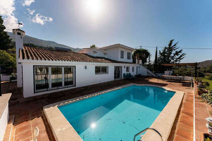 牧场 出售 进入 Alhaurín el Grande, Málaga. 