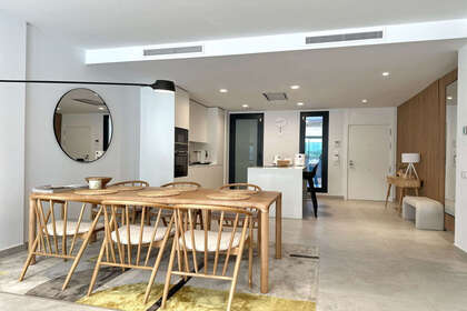 酒店公寓 出售 进入 Puerto de Cabopino, Marbella, Málaga. 