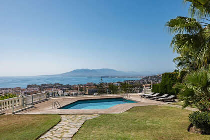 联排别墅 出售 进入 Vélez-Málaga. 