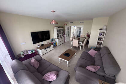 酒店公寓 出售 进入 Estepona, Málaga. 