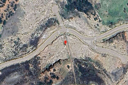 情节 出售 进入 Alhaurín el Grande, Málaga. 