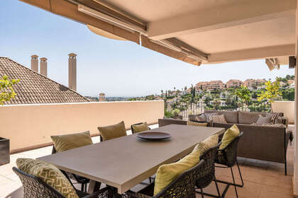 酒店公寓 出售 进入 Nueva andalucia, Málaga. 