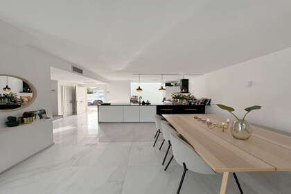 房子 出售 进入 Nueva andalucia, Málaga. 