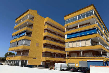 酒店公寓 出售 进入 Punta Prima, Alicante. 