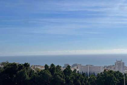 房子 出售 进入 Benalmádena, Málaga. 