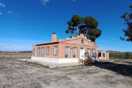 联排别墅 出售 进入 Yecla, Murcia. 