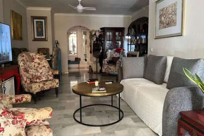 酒店公寓 出售 进入 Nueva andalucia, Málaga. 