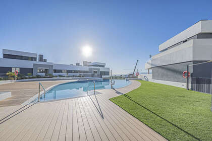 酒店公寓 出售 进入 Altos de Los Monteros, Marbella, Málaga. 