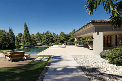 情节 出售 进入 Benahavís, Málaga. 