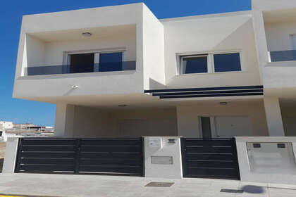 房子 出售 进入 Pilar de la Horadada, Alicante. 