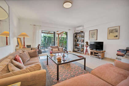 房子 出售 进入 Nagüeles, Marbella, Málaga. 