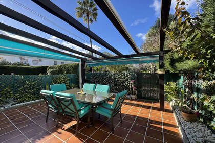 房子 出售 进入 Casares, Málaga. 