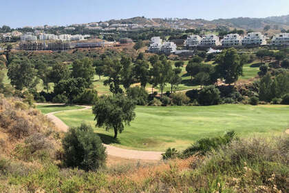情节 出售 进入 La Cala Golf, Mijas, Málaga. 