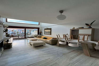 酒店公寓 出售 进入 Benahavís, Málaga. 