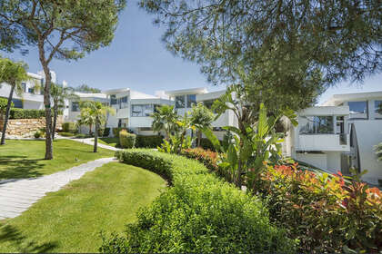 House for sale in Puerto Banús, Marbella, Málaga. 