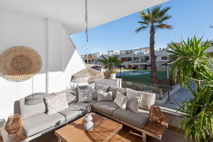 Apartmány na prodej v Balones, Alicante. 
