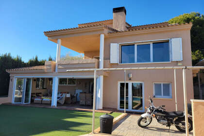 Cluster house for sale in Calpe/Calp, Alicante. 