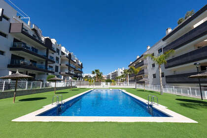 Penthous na prodej v Villamartín, Alicante. 