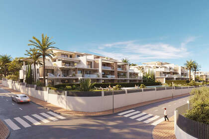 Apartment for sale in Puerto Banús, Marbella, Málaga. 