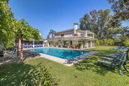 Cluster house for sale in Puerto Banús, Marbella, Málaga. 