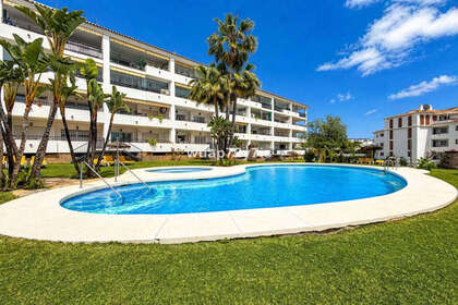 Apartmány na prodej v Calahonda, Mijas, Málaga. 