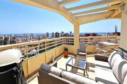 Penthouse venda em Plaza de Toros--zoo, Fuengirola, Málaga. 