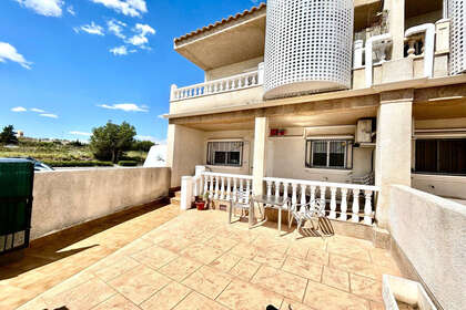 Апартаменты Продажа в Villamartín, Alicante. 