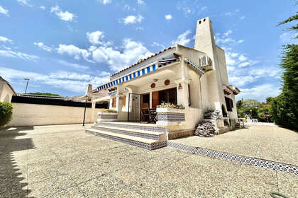 Таунхаус Продажа в Zenia, La, Alicante. 