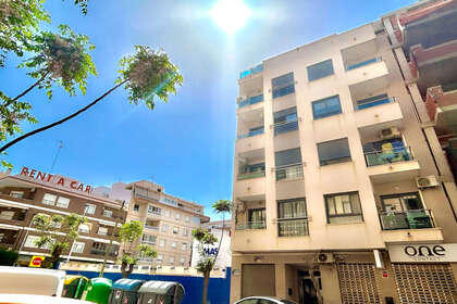 Апартаменты Продажа в Torrevieja, Alicante. 