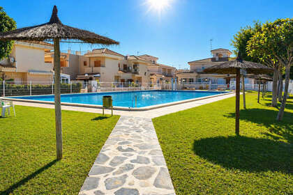 Апартаменты Продажа в , Orihuela, Alicante. 