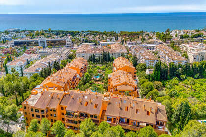 Апартаменты Продажа в Puerto Banús, Marbella, Málaga. 