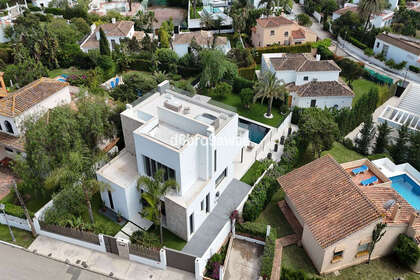Таунхаус Продажа в Marbella, Málaga. 