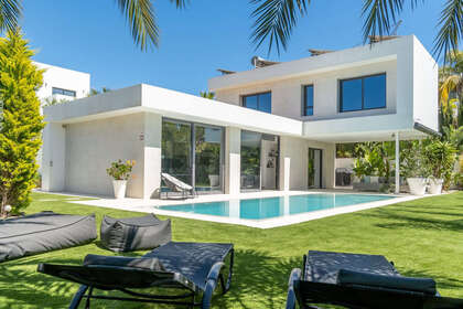 Таунхаус Продажа в Calpe/Calp, Alicante. 