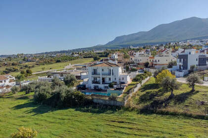 Таунхаус Продажа в Alhaurín el Grande, Málaga. 