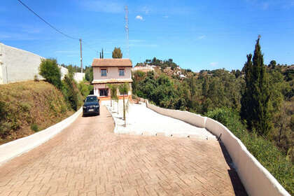 Ранчо Продажа в Alhaurín el Grande, Málaga. 