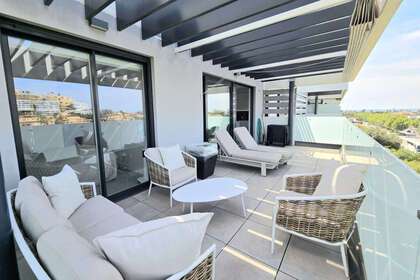 Апартаменты Продажа в Cala Del Moral, La, Málaga. 