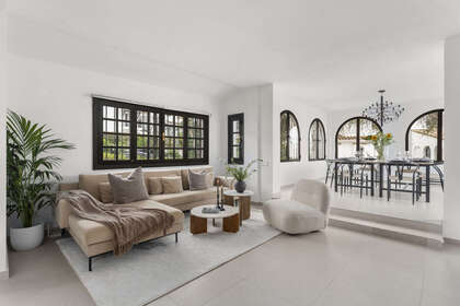 Апартаменты Продажа в Nueva andalucia, Málaga. 